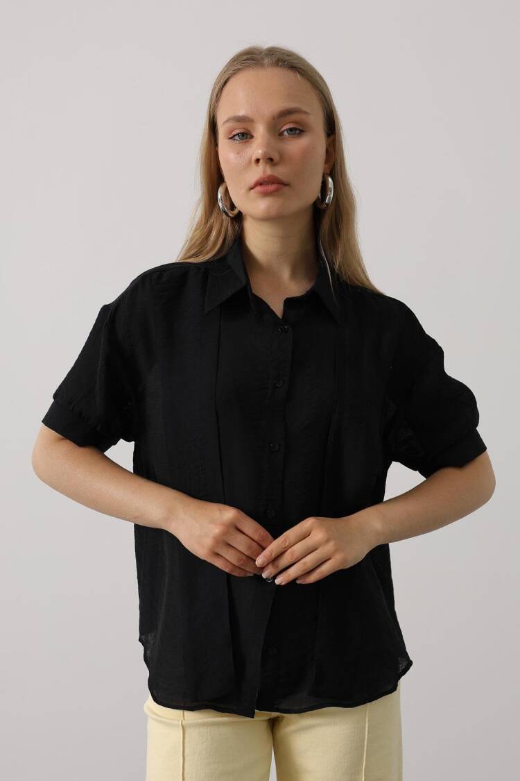 Elegant Casual Shirt With Notched Neck