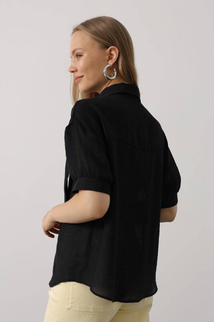 Elegant Casual Shirt With Notched Neck