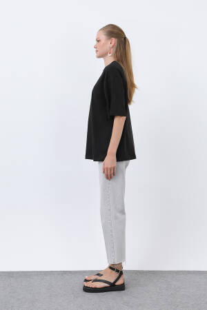 Casual Oversized Tshirt With Half Sleeves - Brand: SOUL - Women's Clothing Wholesale - Globality Store