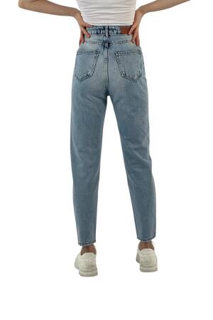 Blue Mom Jeans High Waist Straight Leg Buttoned - Brand: MISS POEM - Women's Clothing Wholesale - Globality Store