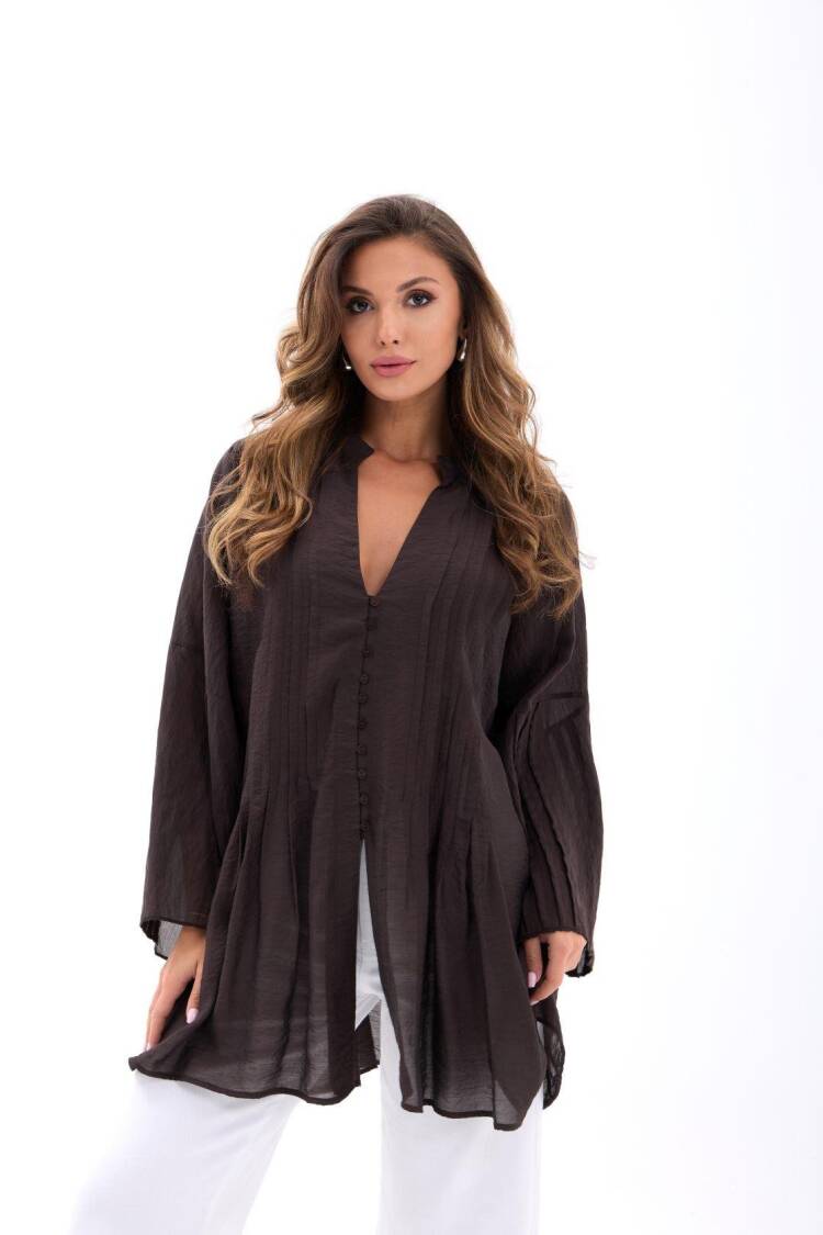 Casual Shirt With V-Neck And Buttoned Closure - Brand: Fame - Women's Clothing Wholesale - Globality Store