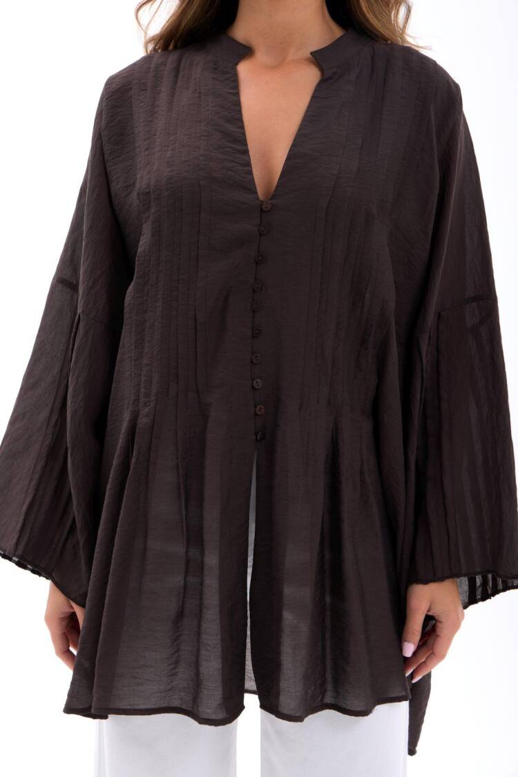 Casual Shirt With V-Neck And Buttoned Closure