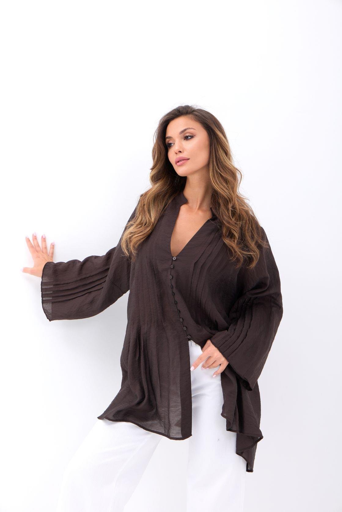 Casual Shirt With V-Neck And Buttoned Closure