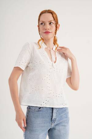 White Floral Casual Boho Blouse - Brand: Lustrin - Women's Clothing Wholesale - Globality Store