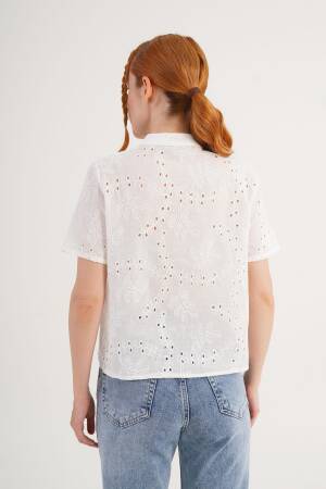 White Floral Casual Boho Blouse - Brand: Lustrin - Women's Clothing Wholesale - Globality Store