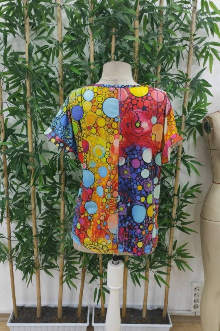 Mix Color Blouse With Notched Neck And Short Sleeves