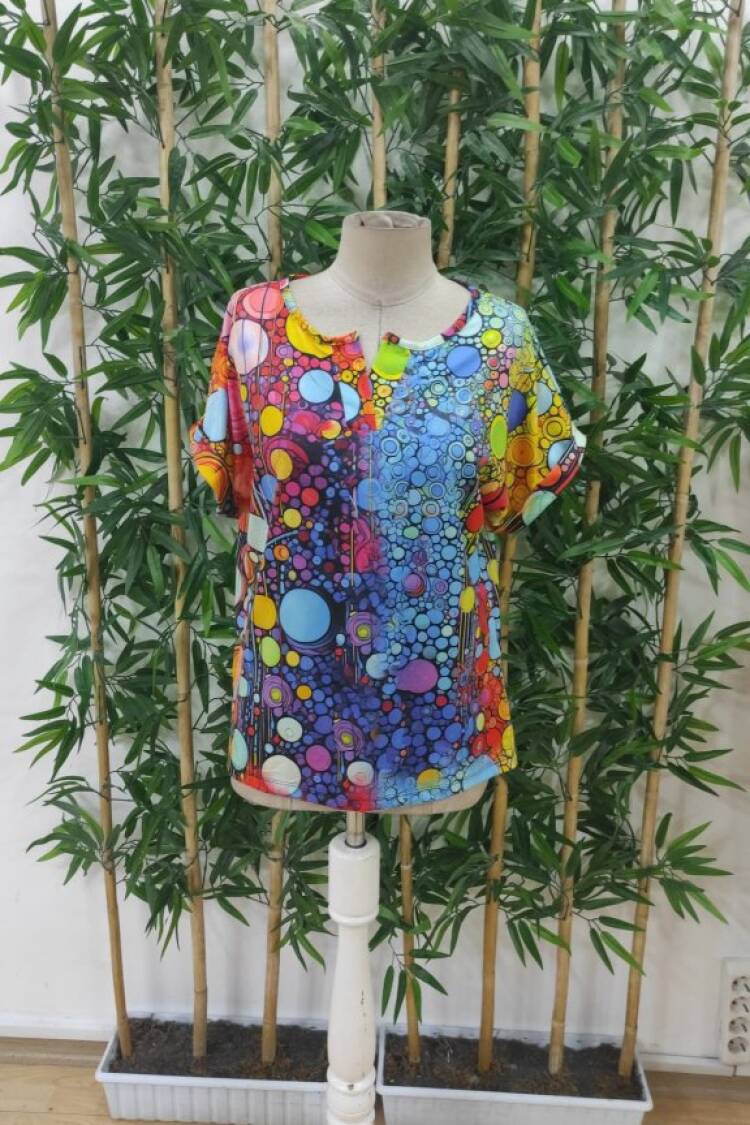 Mix Color Blouse With Notched Neck And Short Sleeves