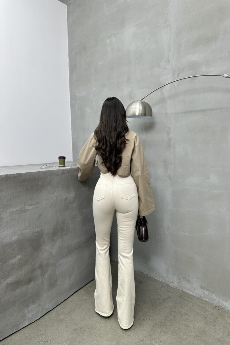 Elegant Casual Jeans With Flare Leg
