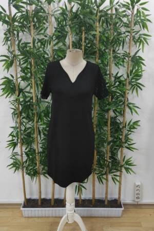 Elegant Black Mini Shift Dress With Notched Neck - Brand: Janes - Women's Clothing Wholesale - Globality Store