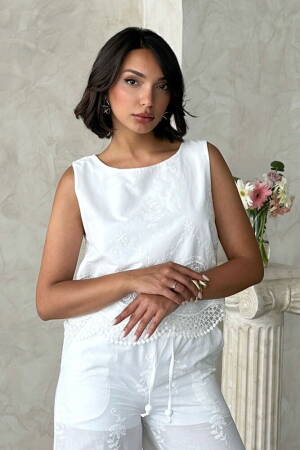 White Elegant Cap Sleeve Blouse - Brand: Topshow - Women's Clothing Wholesale - Globality Store
