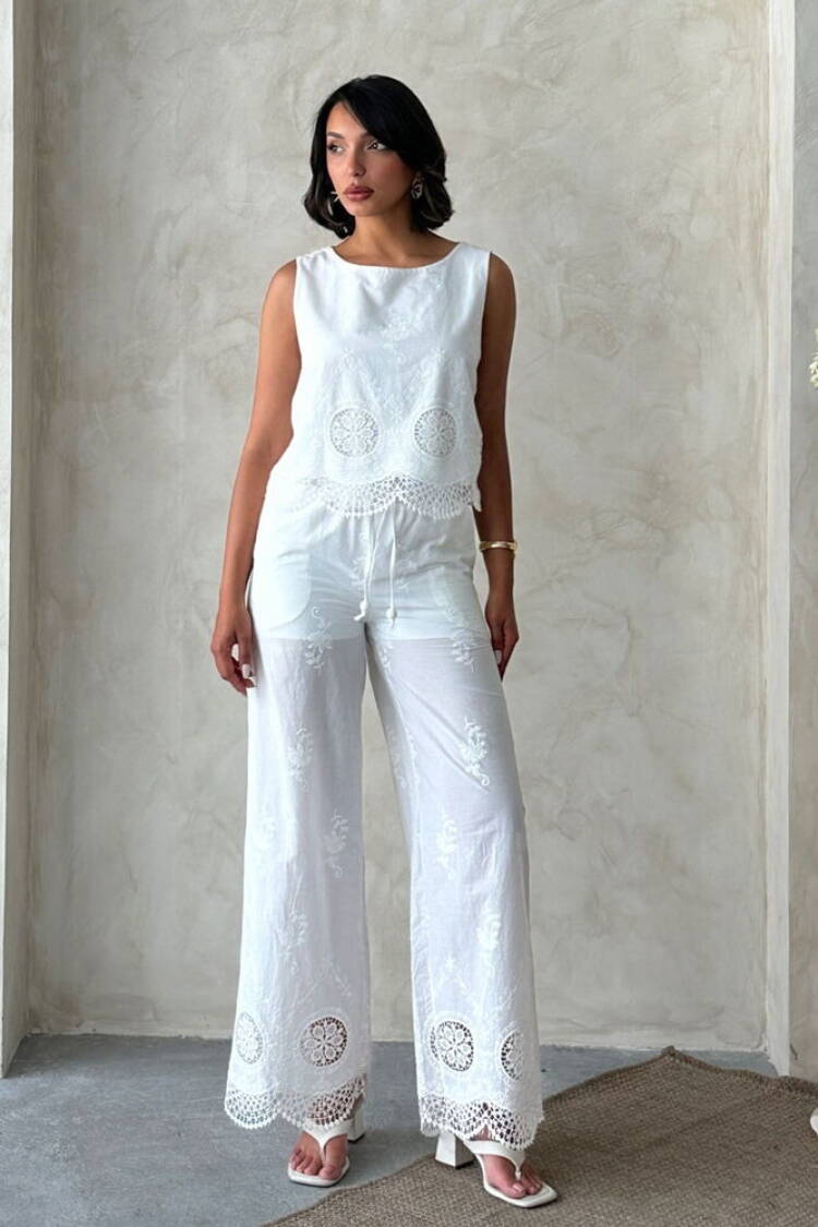 White Boho Palazzo Pants With Drawstring Waist - Brand: Topshow - Women's Clothing Wholesale - Globality Store