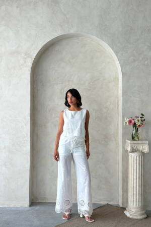 White Boho Palazzo Pants With Drawstring Waist - Brand: Topshow - Women's Clothing Wholesale - Globality Store