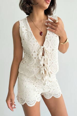 White Sleeveless Tie V-Neck Casual Shirt - Brand: Topshow - Women's Clothing Wholesale - Globality Store