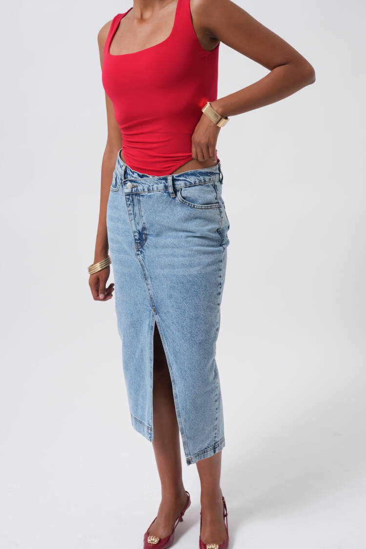 Sexy Sleeveless Fitted Bodysuit With Square Neck