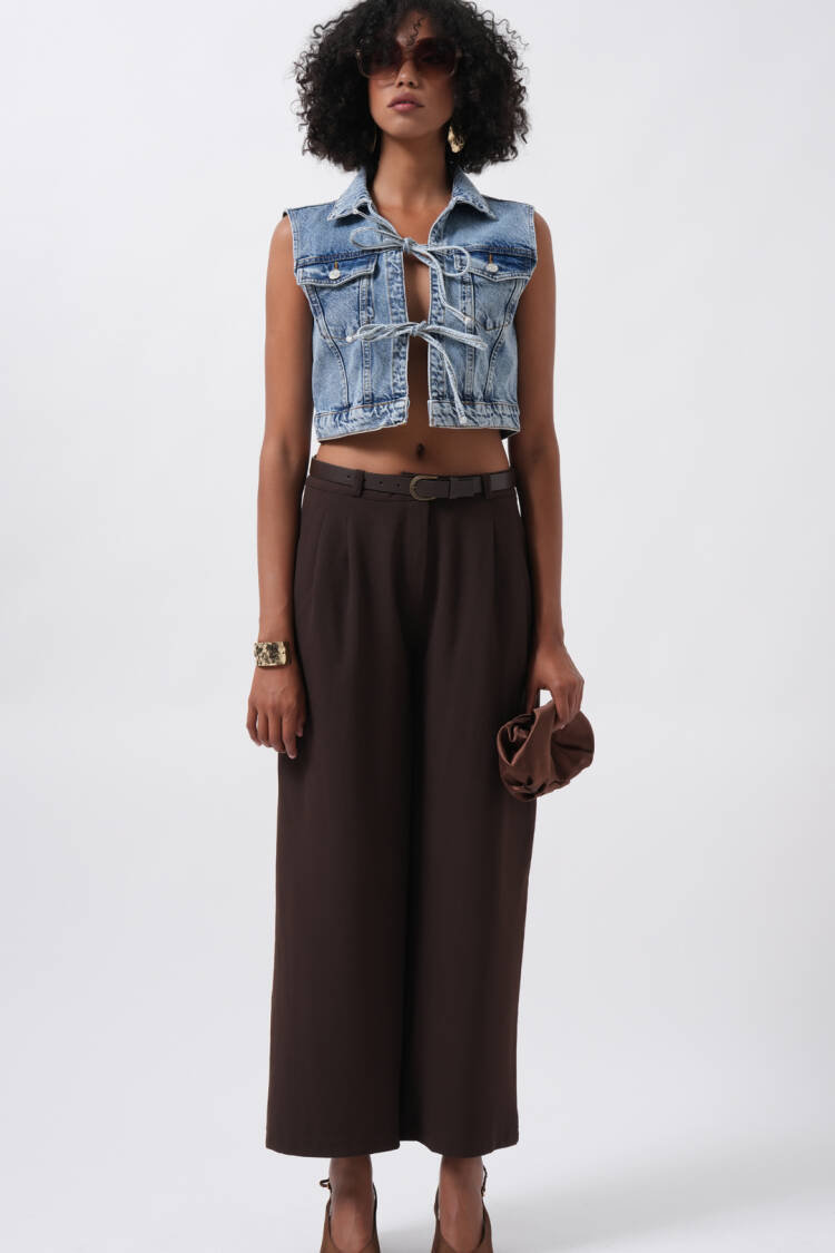 Casual Crop Vest With Flap Pocket And Tie Closure