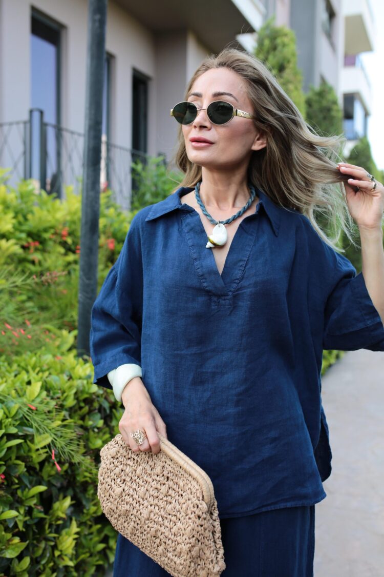 Oversized Fit V-Neck Blouse - Brand: Cream Rouge - Women & Kids, Baby Clothes Wholesale - Globality Store