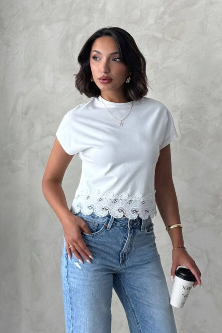 White Blouse With Slim Fit And Cap Sleeves - Brand: Topshow - Women's Clothing Wholesale - Globality Store