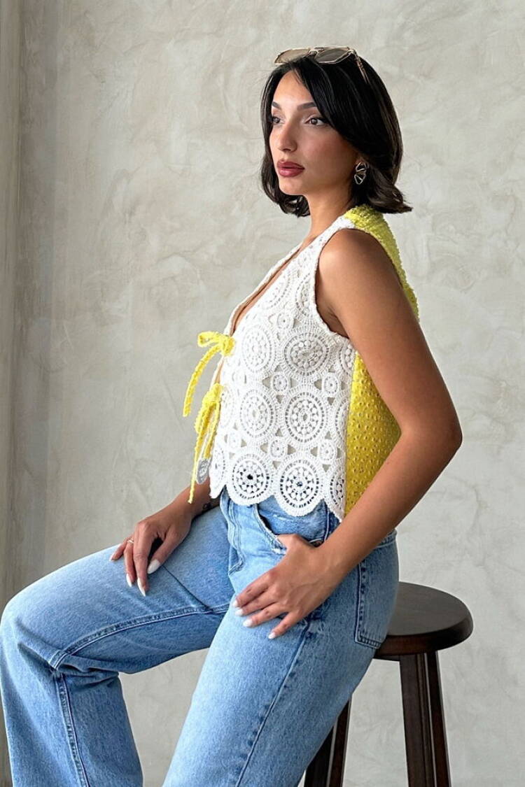 White Boho Tie Sleeveless Shirt