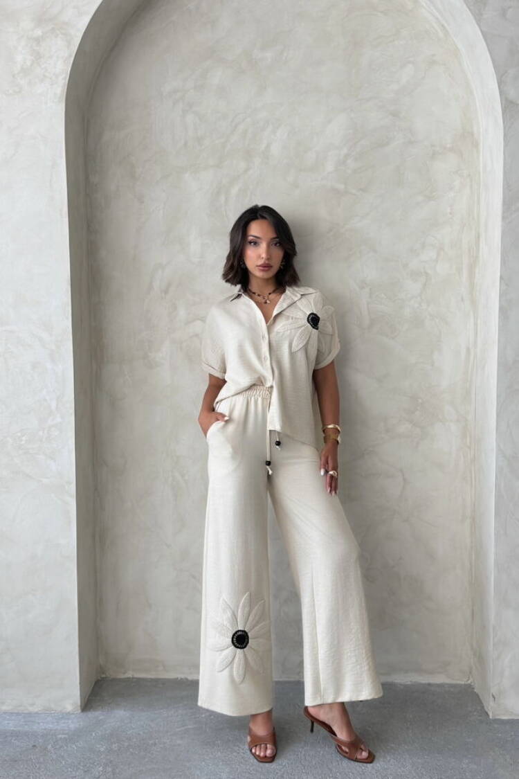 Beige Palazzo Pants With Drawstring Closure