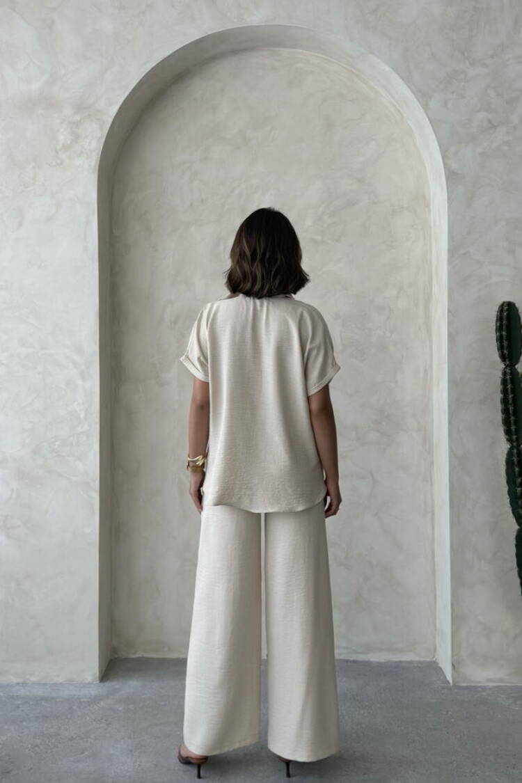 Beige Palazzo Pants With Drawstring Closure