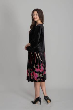 Black Elegant Fit And Flare Midi Dress - Brand: GUMANIZE - Women's Clothing Wholesale - Globality Store