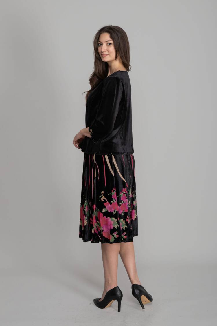 Black Elegant Fit And Flare Midi Dress - Brand: GUMANIZE - Women's Clothing Wholesale - Globality Store