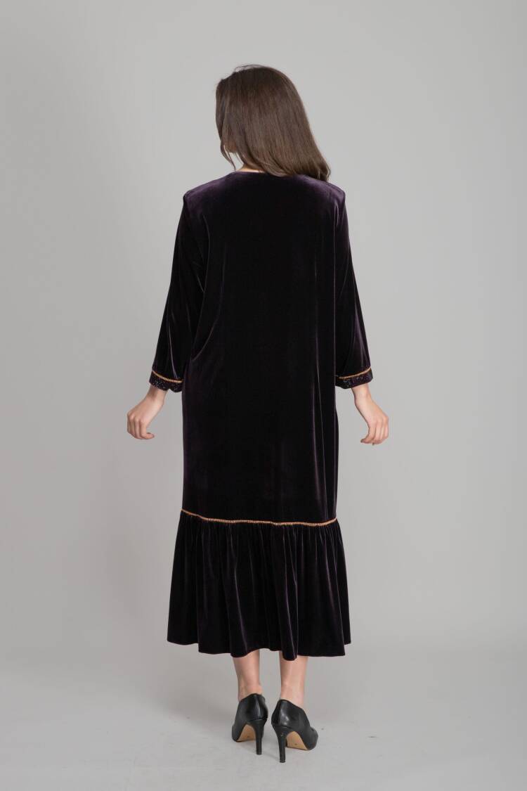ElegantMidi Shift Dress With Square Neck - Brand: GUMANIZE - Women's Clothing Wholesale - Globality Store