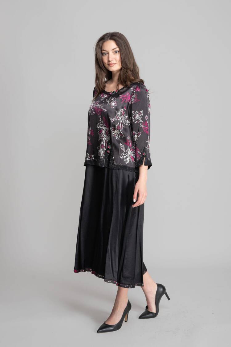 Black Elegant A-Line Midi Dress With 3/4 Sleeves - Brand: GUMANIZE - Women's Clothing Wholesale - Globality Store