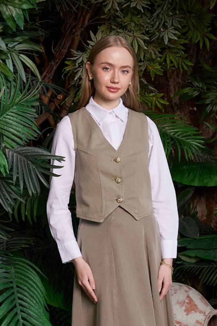 Beige Modest Buttoned Vest With Regular Fit - Brand: XLove - Women's Clothing Wholesale - Globality Store
