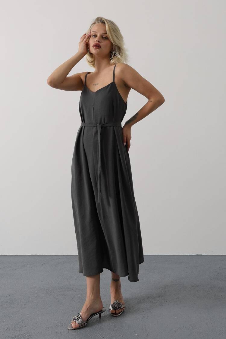 Black Slip Dress With V-Neck For Party & Wedding - Brand: Reyon - Women's Clothing Wholesale - Globality Store