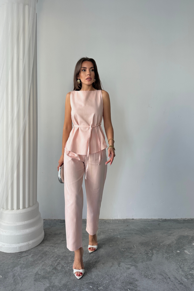 ElegantSleeveless Tie Set