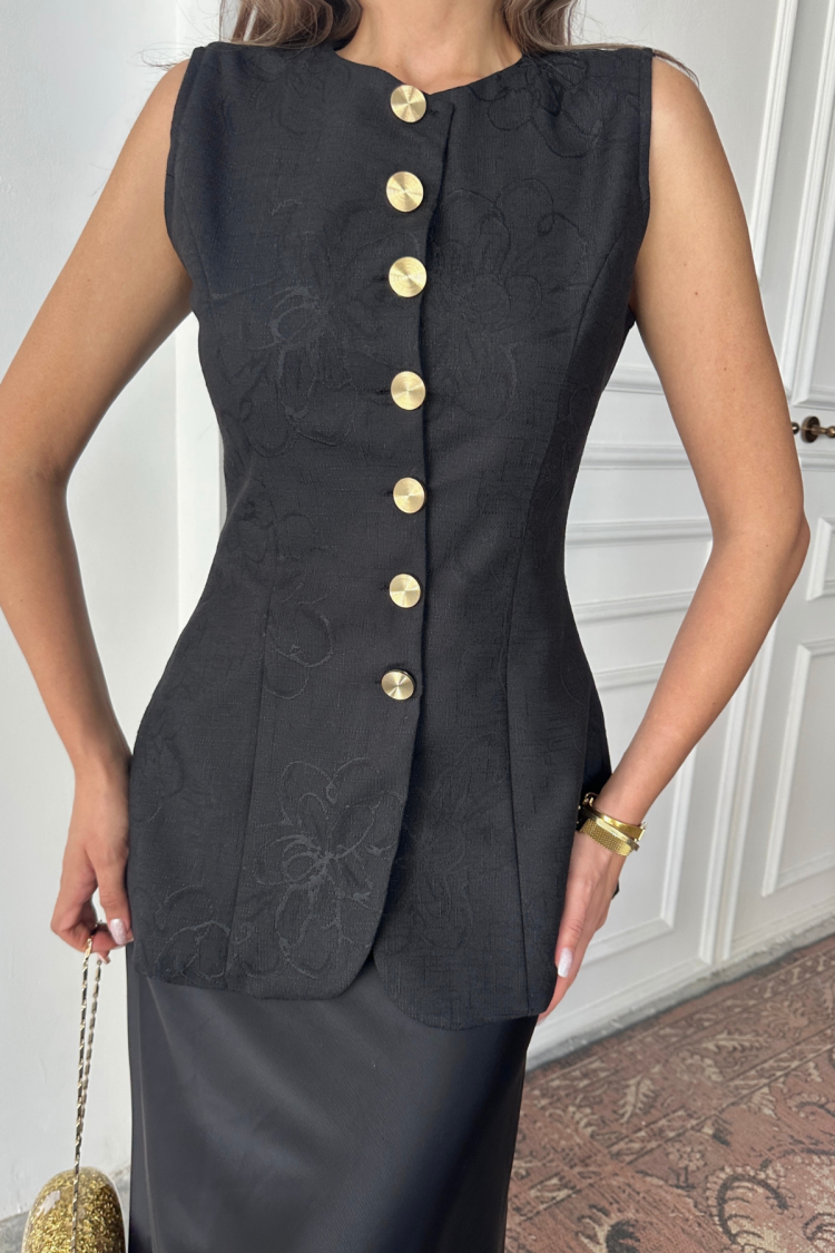 Elegant Fitted Buttoned Vest