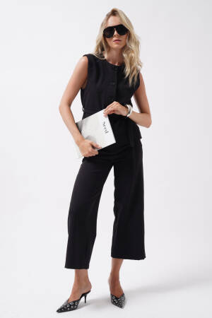 Palazzo Pants With Wide Leg And Buttoned Closure - Brand: Black Fashion - Women's Clothing Wholesale - Globality Store