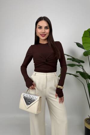 Elegant Fitted Bodysuit With Long Sleeves - Brand: Miss Janell - Women's Clothing Wholesale - Globality Store