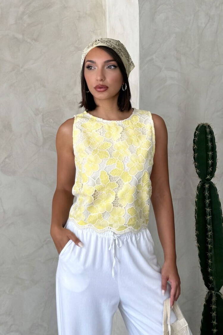 Floral Sleeveless Cap Sleeve Blouse - Brand: Topshow - Women's Clothing Wholesale - Globality Store