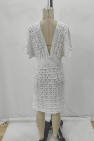 White Fit And Flare Dress With Plunging Neck - Brand: Janes - Women's Clothing Wholesale - Globality Store