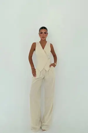 Elegant Beige Suit For Work And Evening - Brand: EYYO ATELIER - Women's Clothing Wholesale - Globality Store