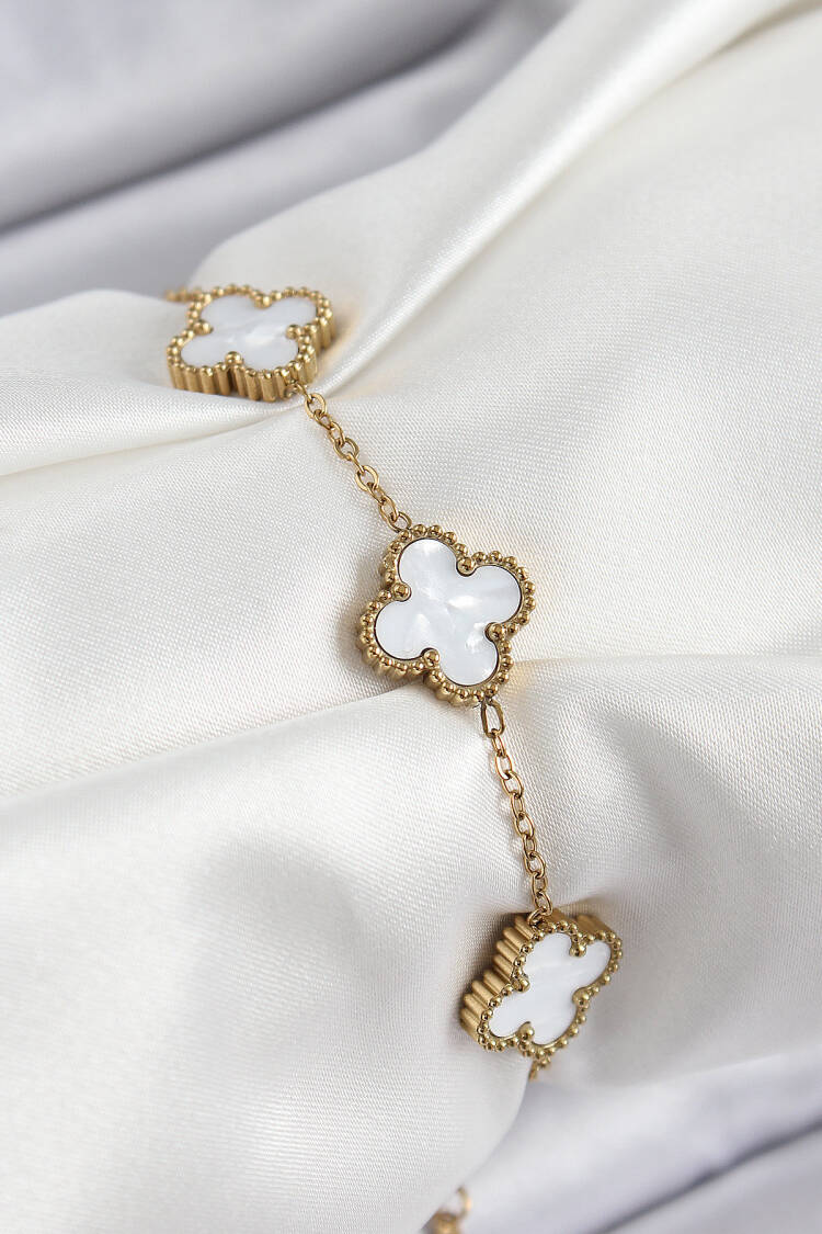 316l Steel White Pearl Clover Model Gold Color Women Bracelet - Brand: Ebijuteri - Women's Clothing Wholesale - Globality Store