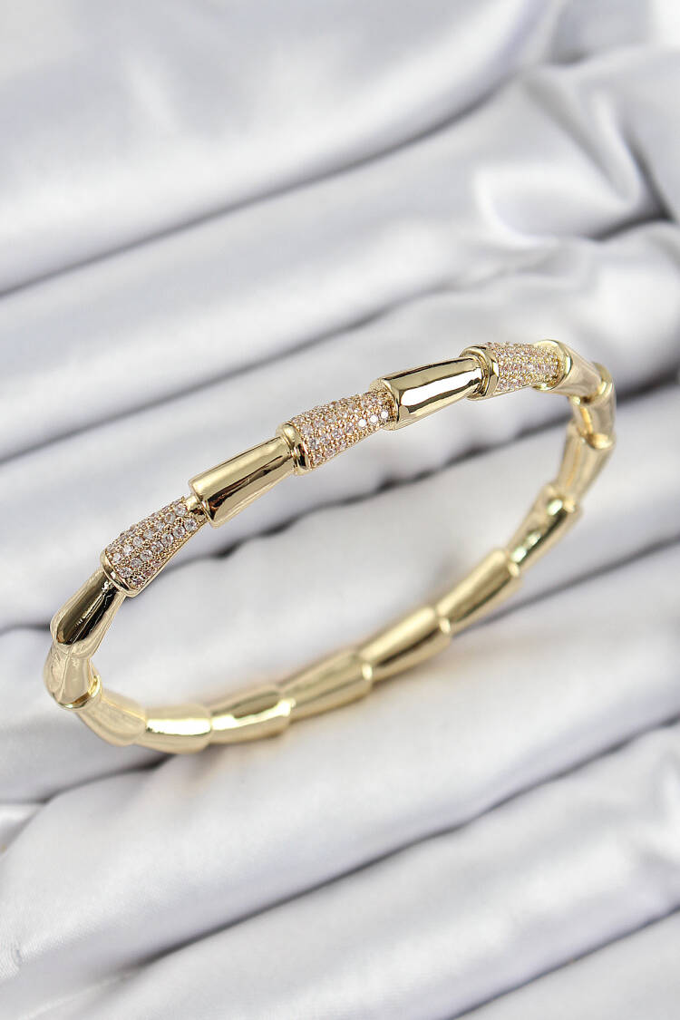 Brass Zircon Stone Bone Model Gold Color Vip Women Bracelet - Brand: Ebijuteri - Women's Clothing Wholesale - Globality Store