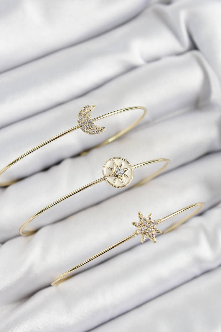 Brass Zircon Stone Moon And Polar Star Model Gold Color Vip 3 Piece Women Bracelet