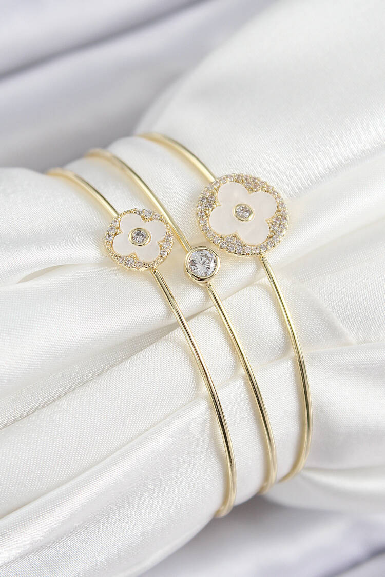 Brass Zircon Stone Clover Model Gold Color Vip 3 Piece Women Bracelet - Brand: Ebijuteri - Women's Clothing Wholesale - Globality Store