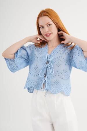 Boho Floral Tie Crop Shirt - Brand: Lustrin - Women's Clothing Wholesale - Globality Store