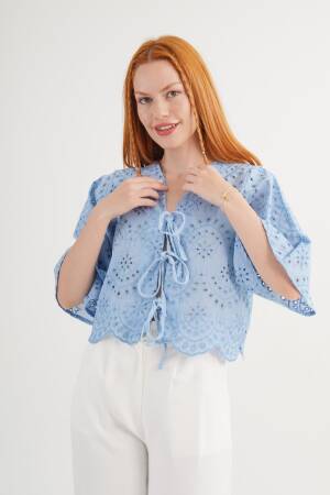 Boho Floral Tie Crop Shirt - Brand: Lustrin - Women's Clothing Wholesale - Globality Store