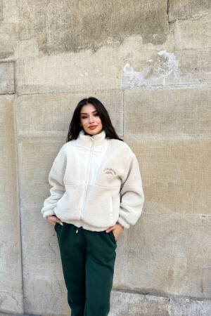 White Teddy Jacket With High Collar And Oversized Fit - Brand: My Jest Fashion - Women's Clothing Wholesale - Globality Store