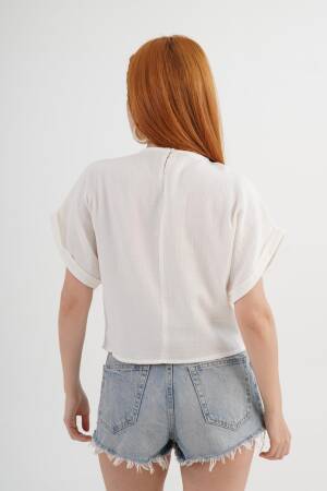 White Casual Boho Blouse With Round Neck - Brand: Lustrin - Women's Clothing Wholesale - Globality Store