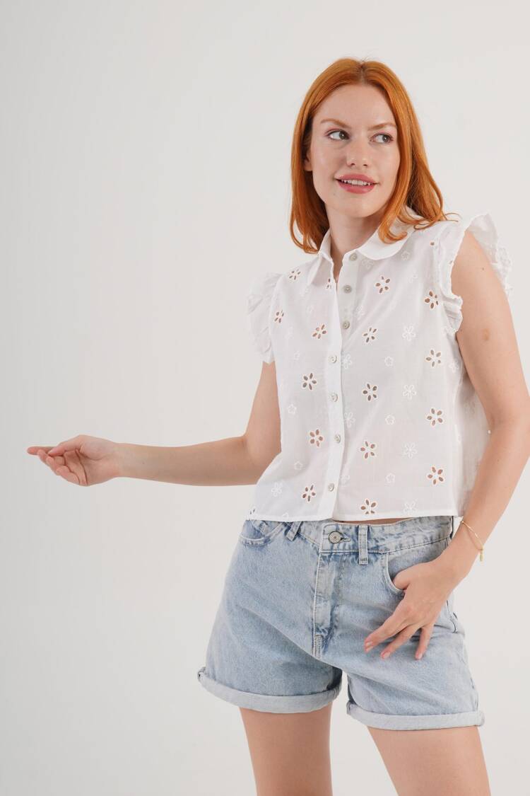 White Floral Sleeveless Polo Neck Shirt With Ruffle Sleeves