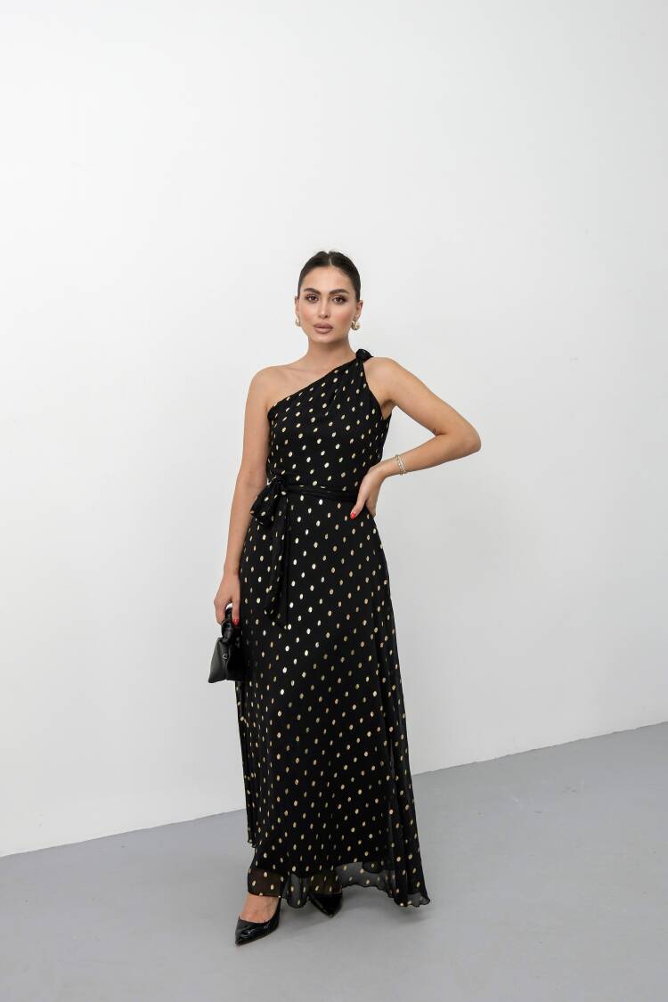 Elegant Black Fit And Flare Floor Length Dress
