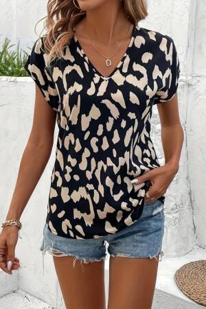 Black Animal Print V-Neck Cap Sleeve Blouse - Brand: Janes - Women's Clothing Wholesale - Globality Store