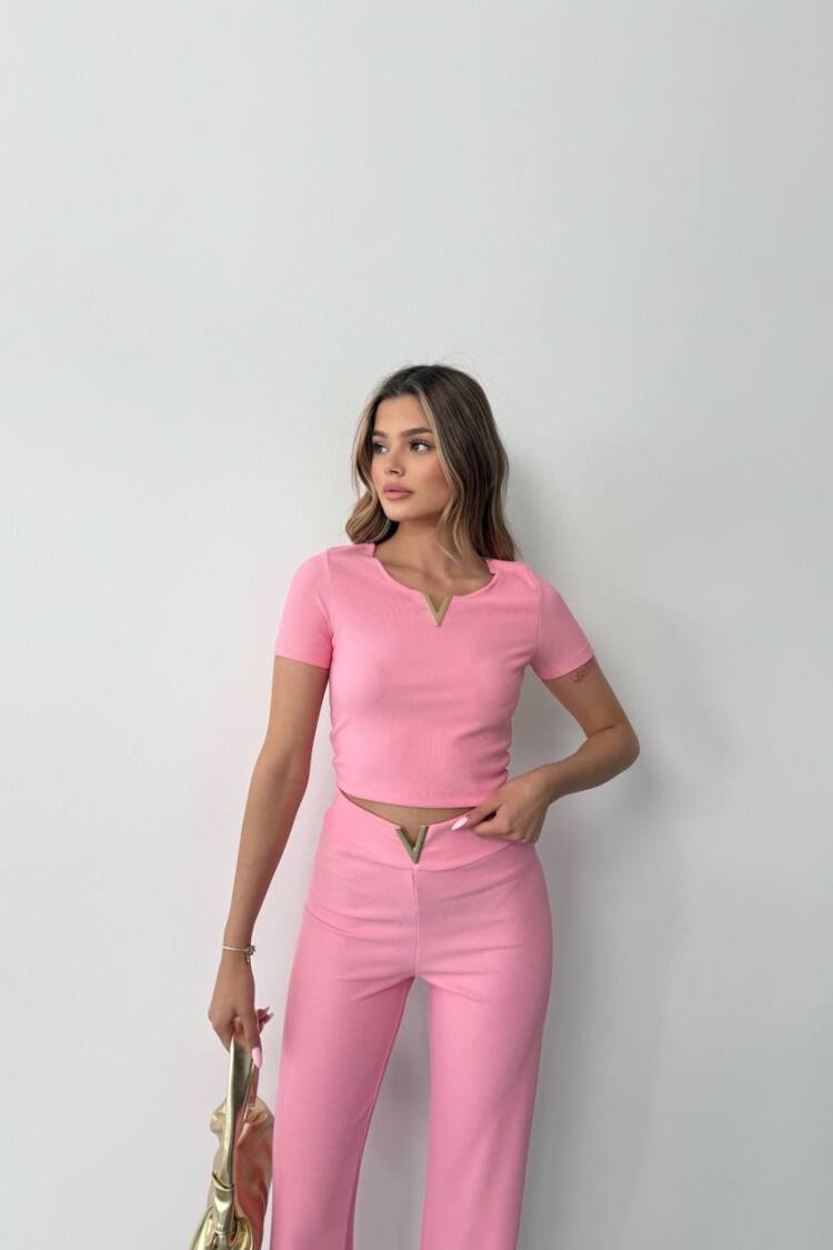 Pink Elegant Slim Fit Suit