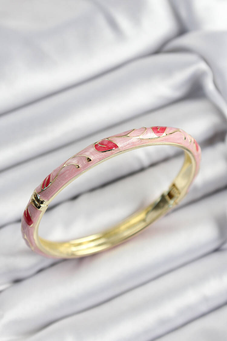 Gold Color Women Clamp With Enameled Brass Red And Pink Leaf Motif - Brand: Ebijuteri - Women's Clothing Wholesale - Globality Store